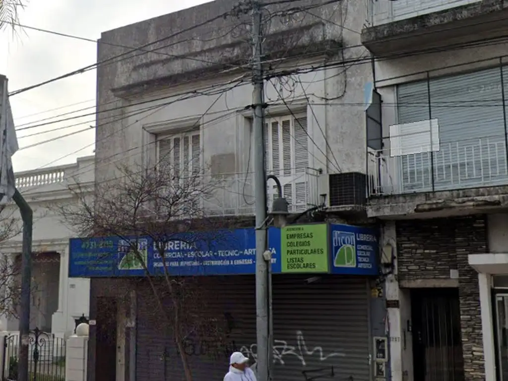 Foto de Excelente Local en Avenida Cazon, imagen 2