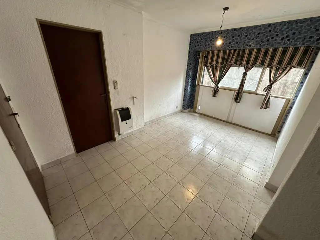 Foto de Alquiler de depto dos ambientes en Wilde Centro, imagen 1