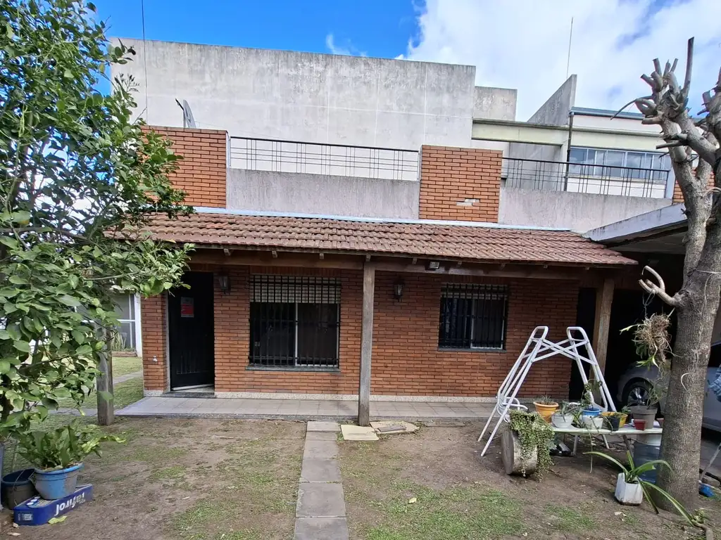 Foto de DOS CASAS EN UN MISMO LOTE DE 10 X 54 MTS CON PILATE PARQUE QUINCHO Y, imagen 3