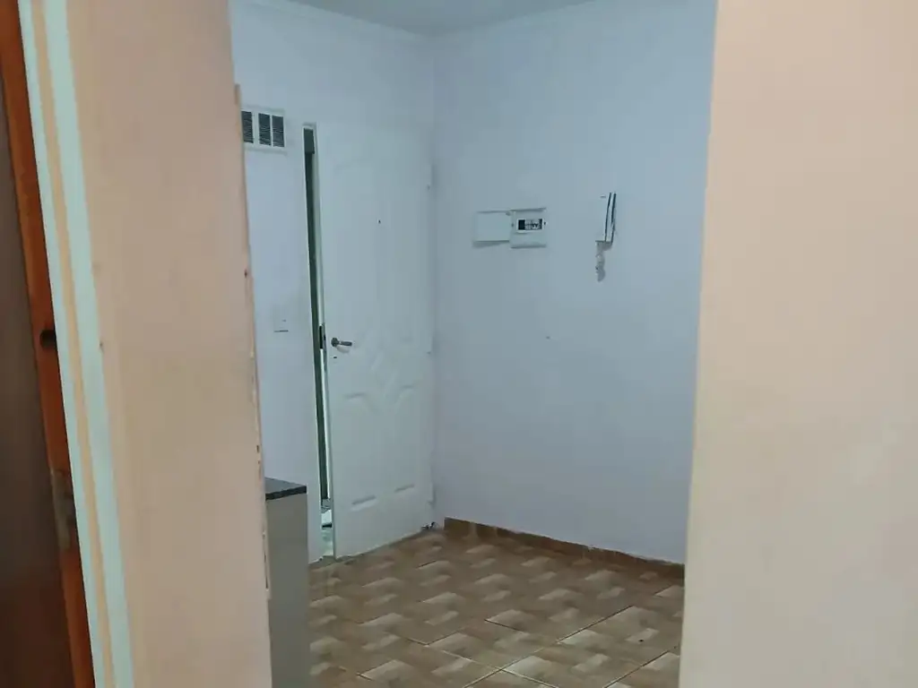 Foto de SE ALQUILA DEPARTAMENTO EN AZUL 5519 1 PISO AL FRENTE, imagen 4