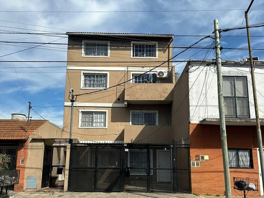 Foto de Departamento en Alquiler en Villa Ballester, San Martin, G.B.A. Zona, imagen 2