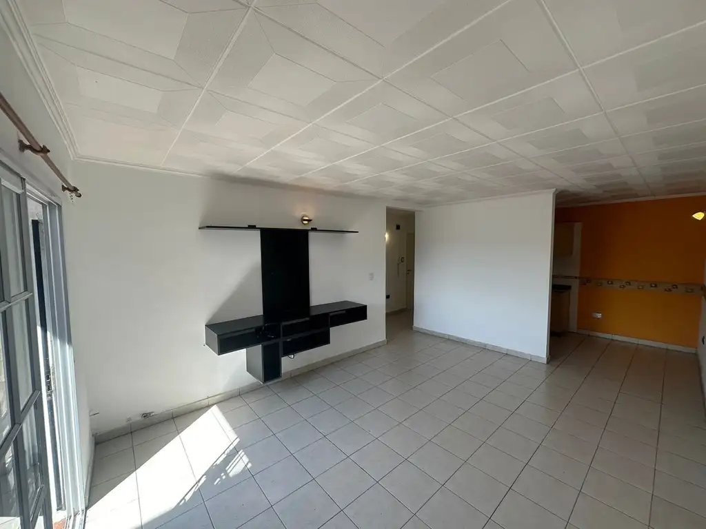 Foto de Departamento en Alquiler en Villa Ballester, San Martin, G.B.A. Zona, imagen 4