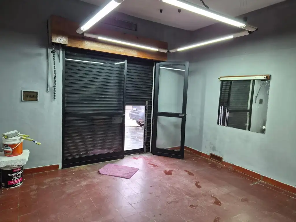 Foto de Local en alquiler en José C. Paz - ¡Zona comercial!, imagen 2