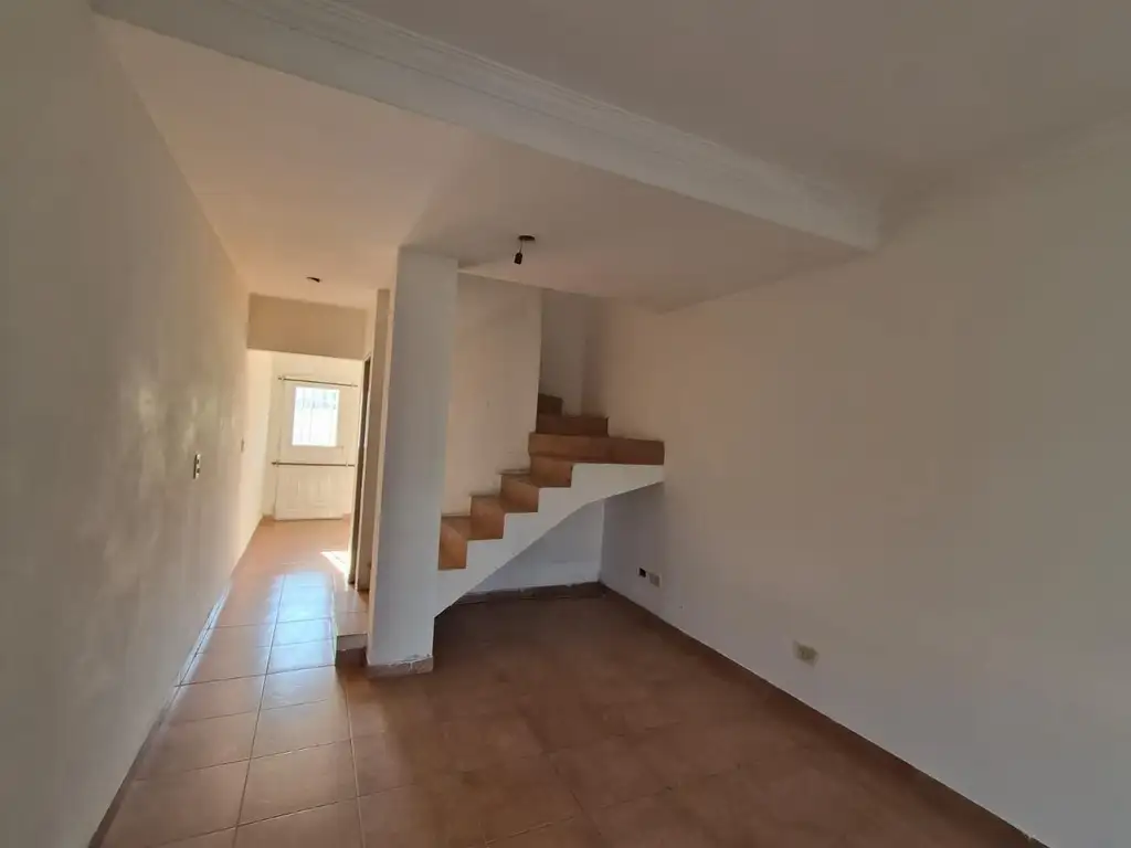 Foto de Dúplex en alquiler, José C. Paz. ¡Tres ambientes!, imagen 1