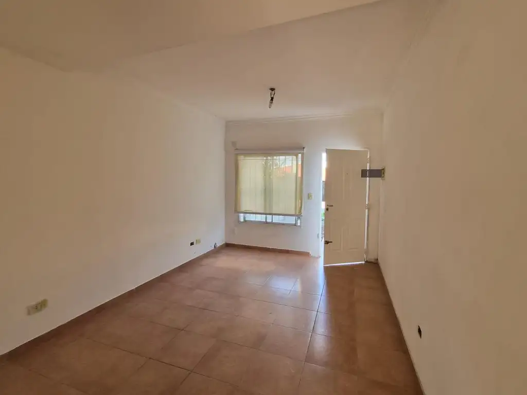 Foto de Dúplex en alquiler, José C. Paz. ¡Tres ambientes!, imagen 5