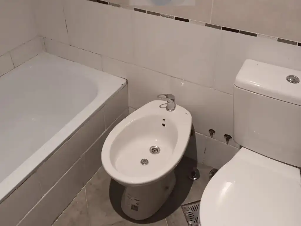 Foto de EXTRAORDINARIO DEPTO 1 AMB FTE/BALCON EN EXCELENTE UBICACION, imagen 3