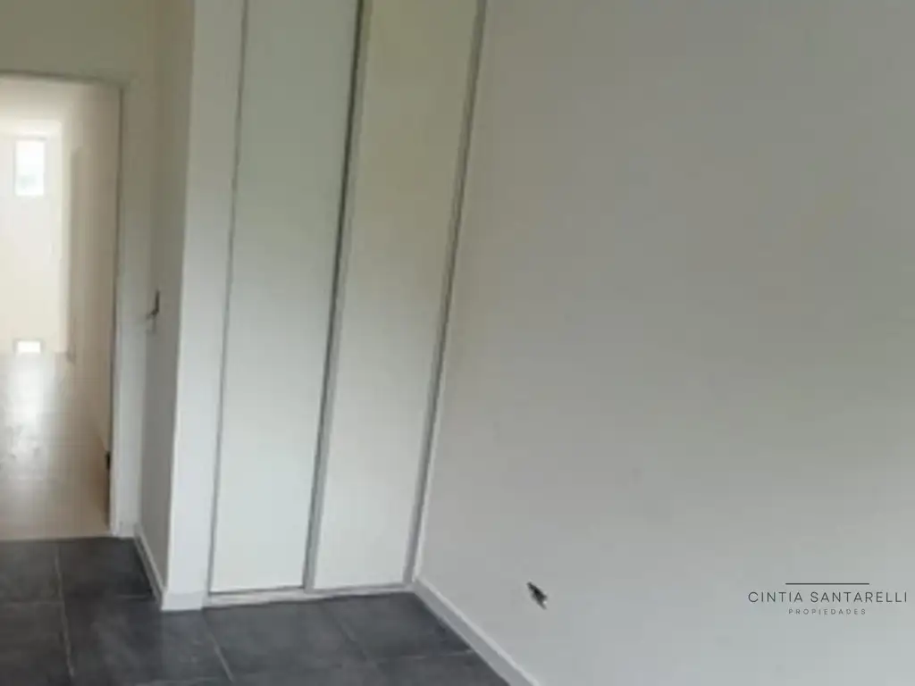 Foto de Dúplex en venta c/ cochera en Ituzaingó Norte, imagen 4