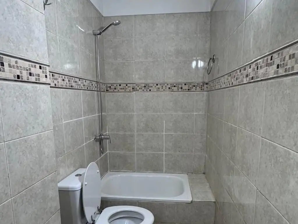Foto de Muy lindo 2 amb. reciclado a nuevo apto profecionas, imagen 1