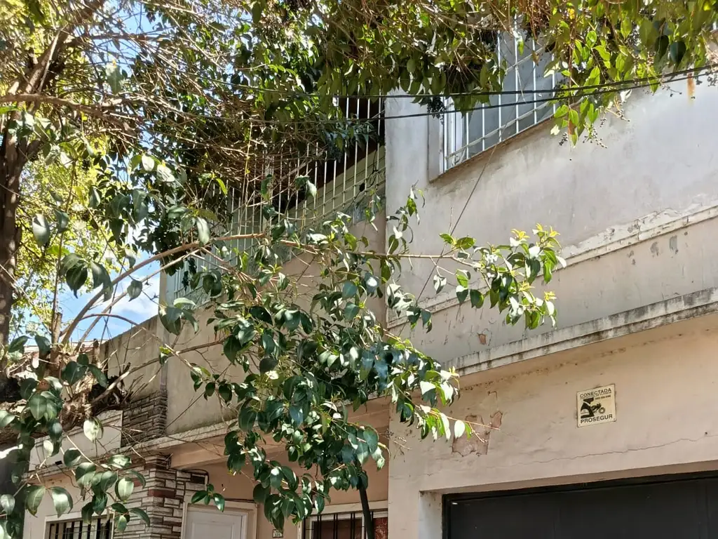 Foto de CASA AMERICANA DE 4 AMBIENTES EN MORÓN, imagen 2
