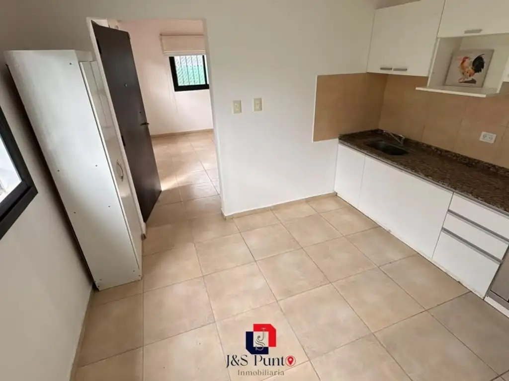 Foto de Alquiler en Villa Catalina, imagen 2