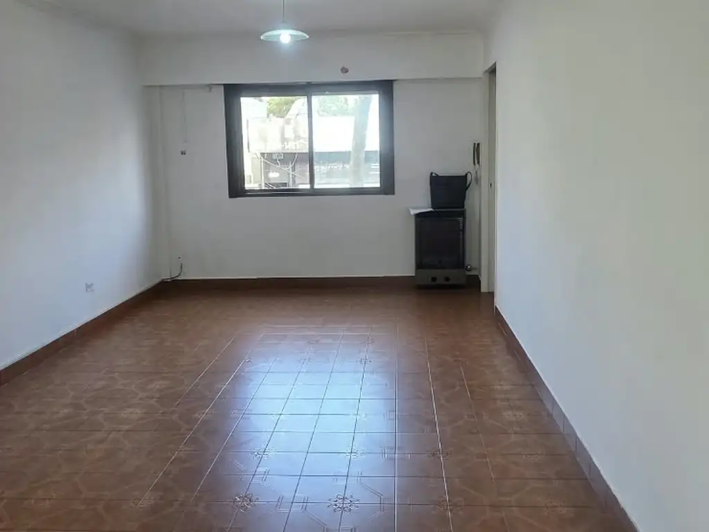 Foto de DEPARTAMENTO 2 AMBIENTES QUILMES OESTE, imagen 3