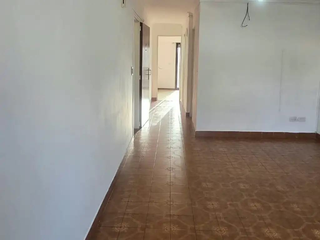 Foto de DEPARTAMENTO 2 AMBIENTES QUILMES OESTE, imagen 1