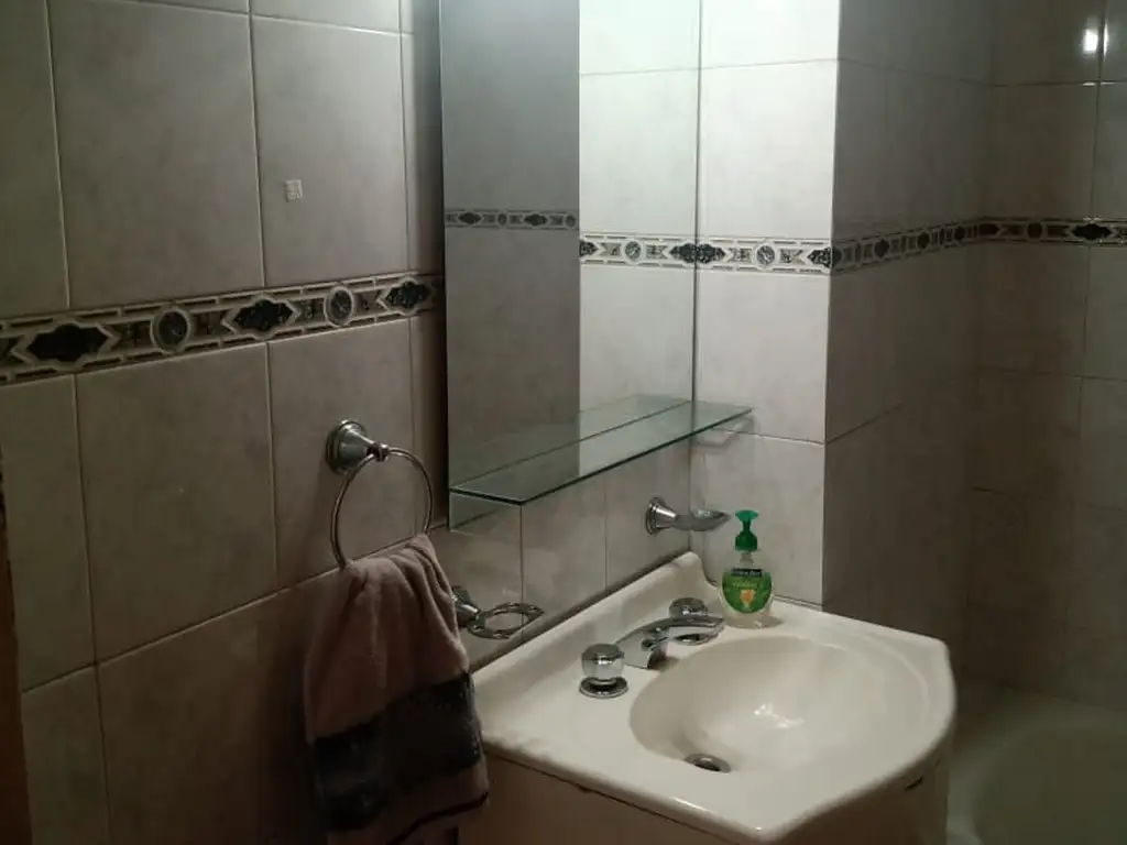 Foto de Excelente Departamento 3 amb al frente , San Martín centro., imagen 5
