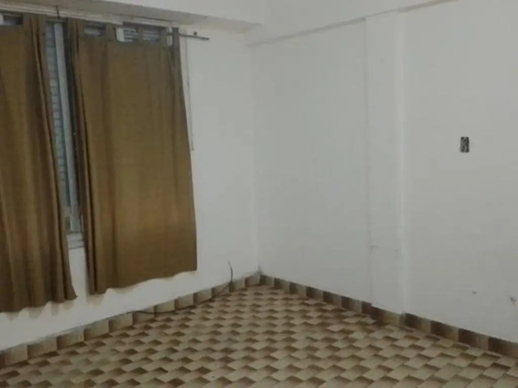 Foto de ALQUILER MONOAMBIENTE, Zona Tapiales, Ptdo. La Matanza, Prov. Buenos, imagen 1