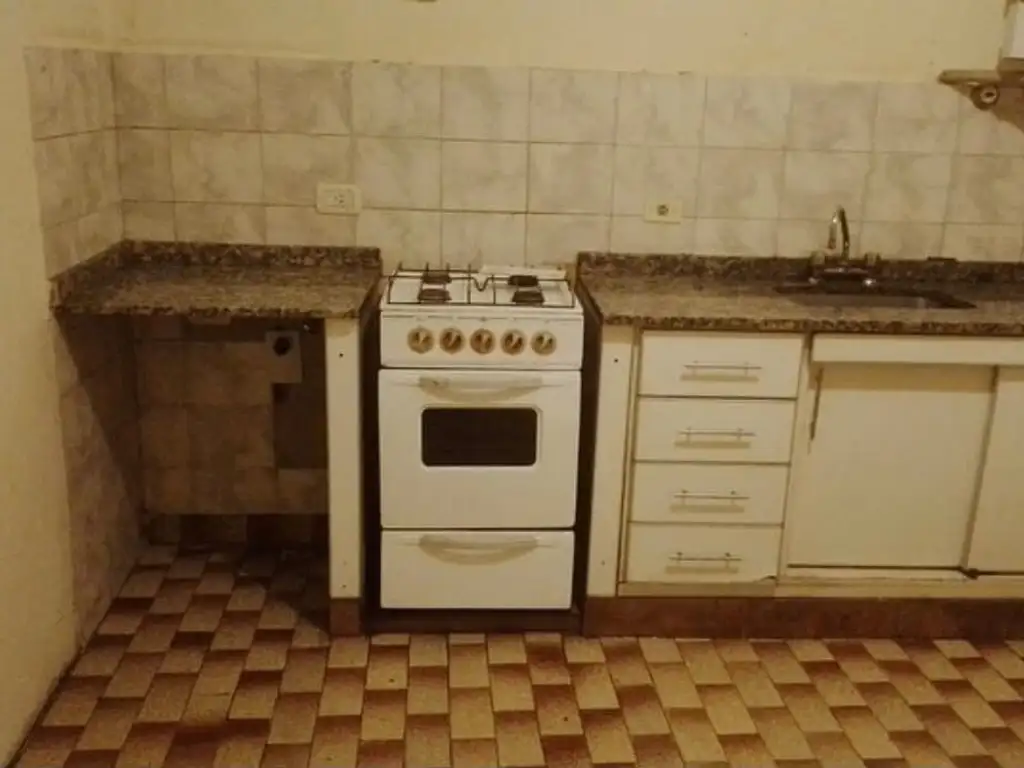 Foto de ALQUILER MONOAMBIENTE, Zona Tapiales, Ptdo. La Matanza, Prov. Buenos, imagen 2