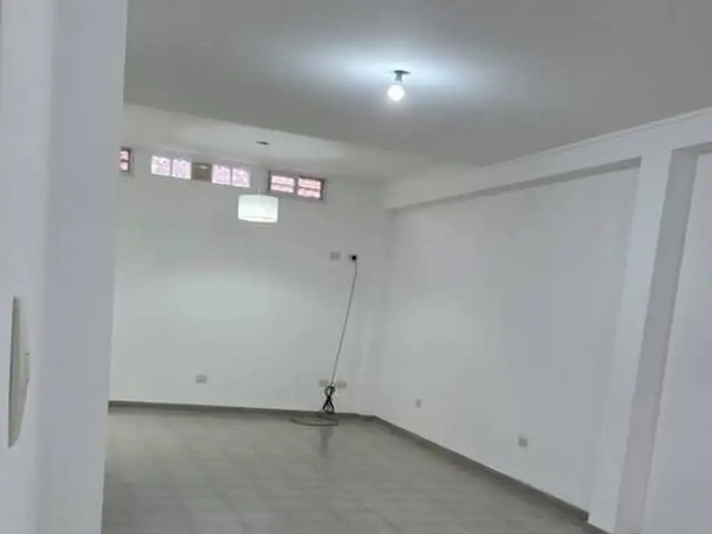 Foto de MONOAMBIENTE 62 E/132 Y 133, imagen 5