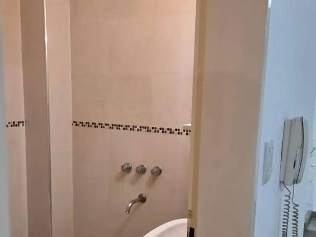 Foto de MONOAMBIENTE 62 E/132 Y 133, imagen 3