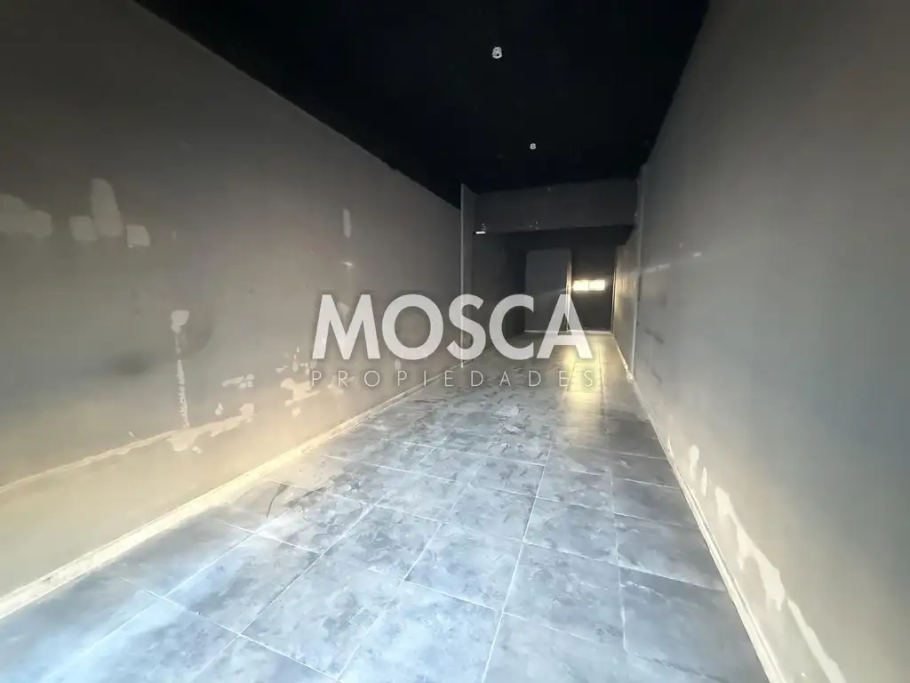 Foto de Local en alquiler pleno centro de Moreno, imagen 1