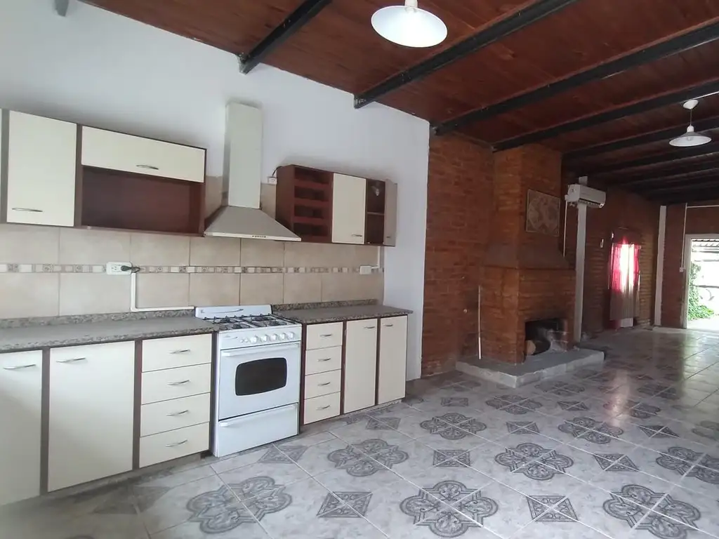 Foto de Casa en alquiler, 3 dormitorios, Funes, imagen 2