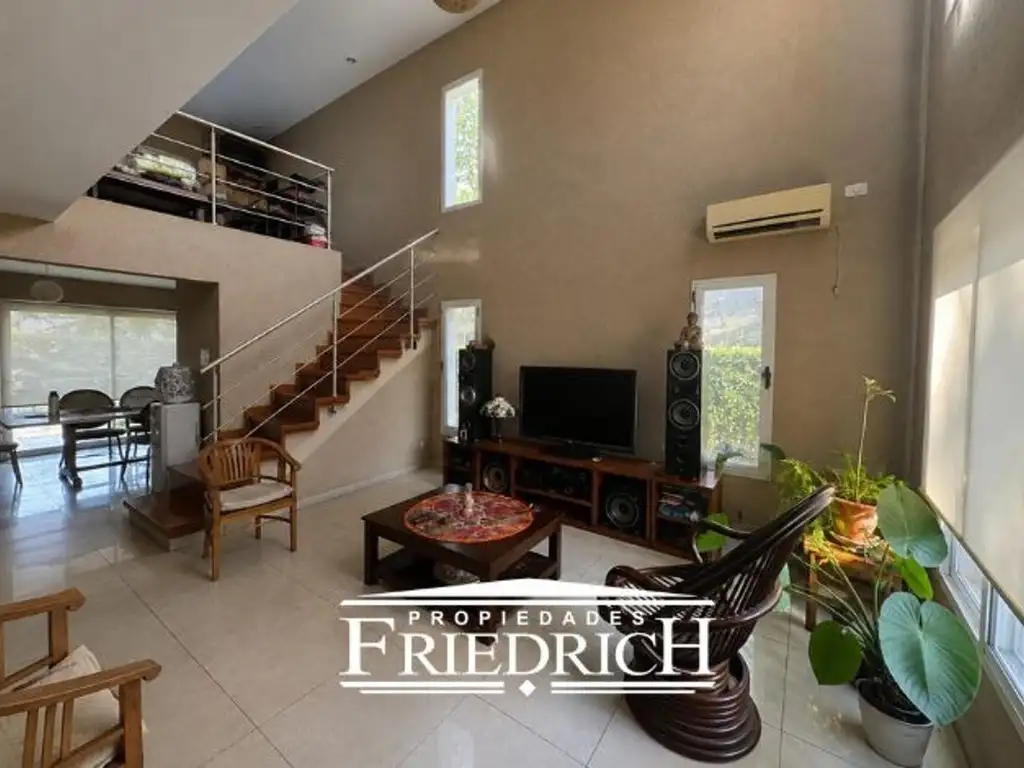 Foto de CASA EN ALQUILER HARAS MARIA VICTORIA, imagen 2
