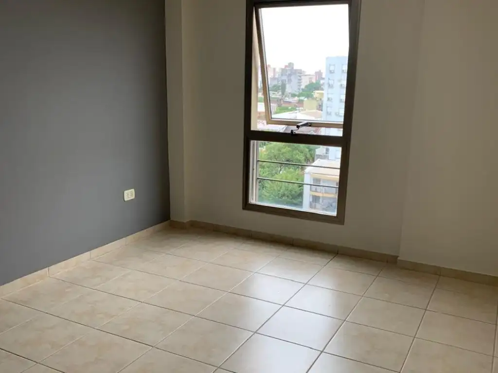 Foto de DEPARTAMENTO 3 AMBIENTES - MACROCENTRO, RESISTENCIA, imagen 2
