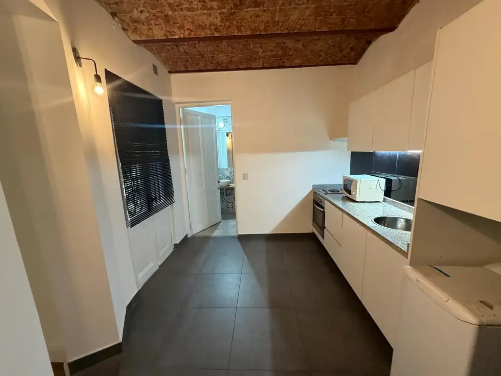 Foto de DEPARTAMENTO 2 AMBIENTES DUPLEX SAN TELMO ALQUILER, imagen 3