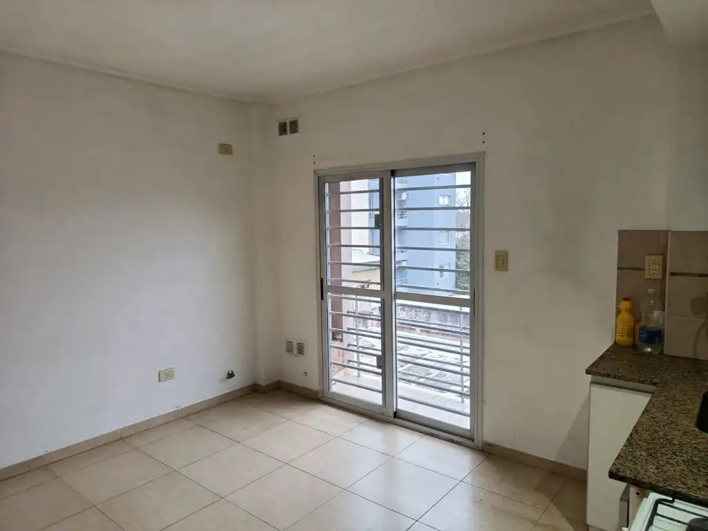 Foto de Departamento 2 Ambientes en Alquiler - Morón, imagen 1