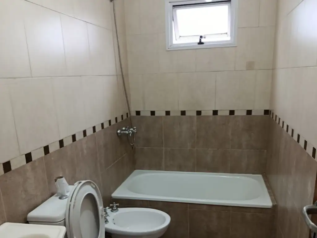 Foto de Departamento 2 Ambientes en Alquiler - Morón, imagen 5