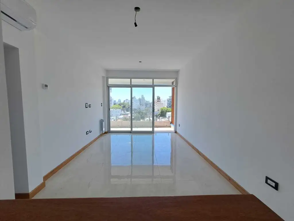 Foto de Departamento de 1 dormitorio en alquiler en La Plata sobre Calle 47, imagen 1