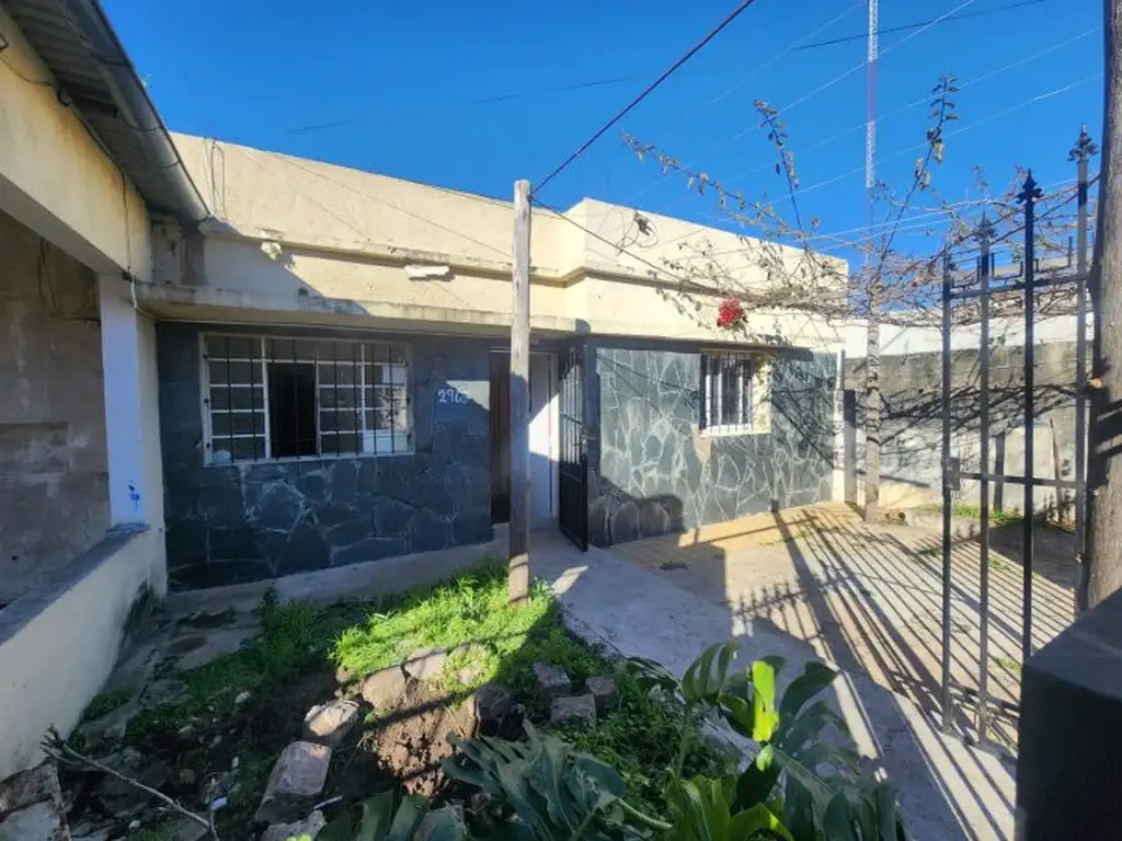 Foto de CASA AL FRENTE DE DOS DORMITORIOS, imagen 1