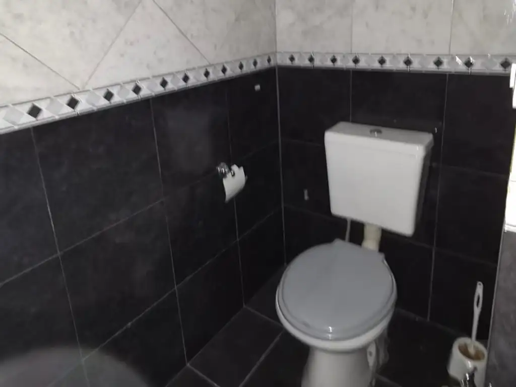 Foto de Local en alquiler en Villa Gobernador Galvez, imagen 2