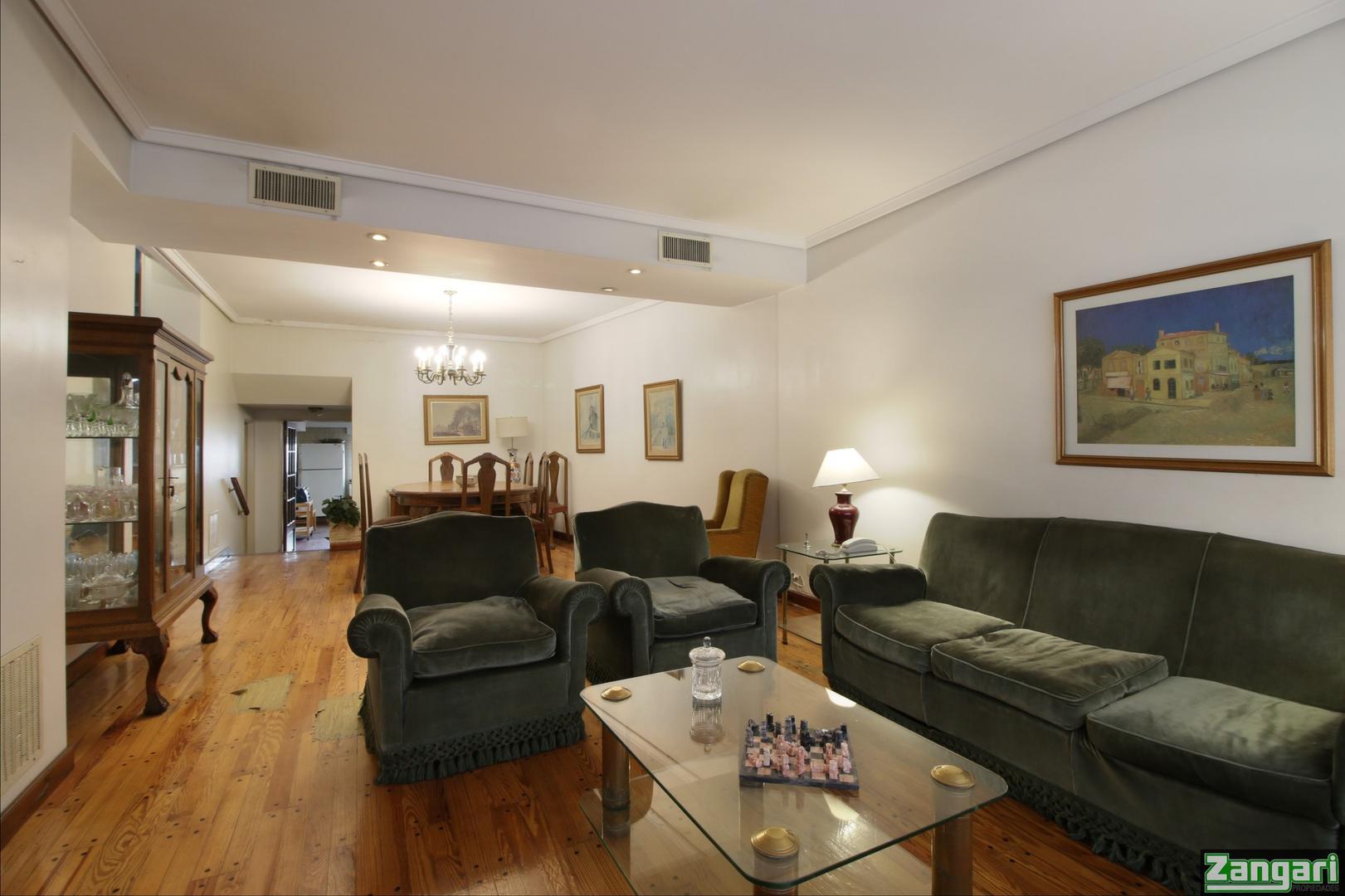Foto de CASA 2 PTAS 5 AMB GJE FONDO JARDIN PATIO TZA 8.95X23 MTS-PARQUE, imagen 5