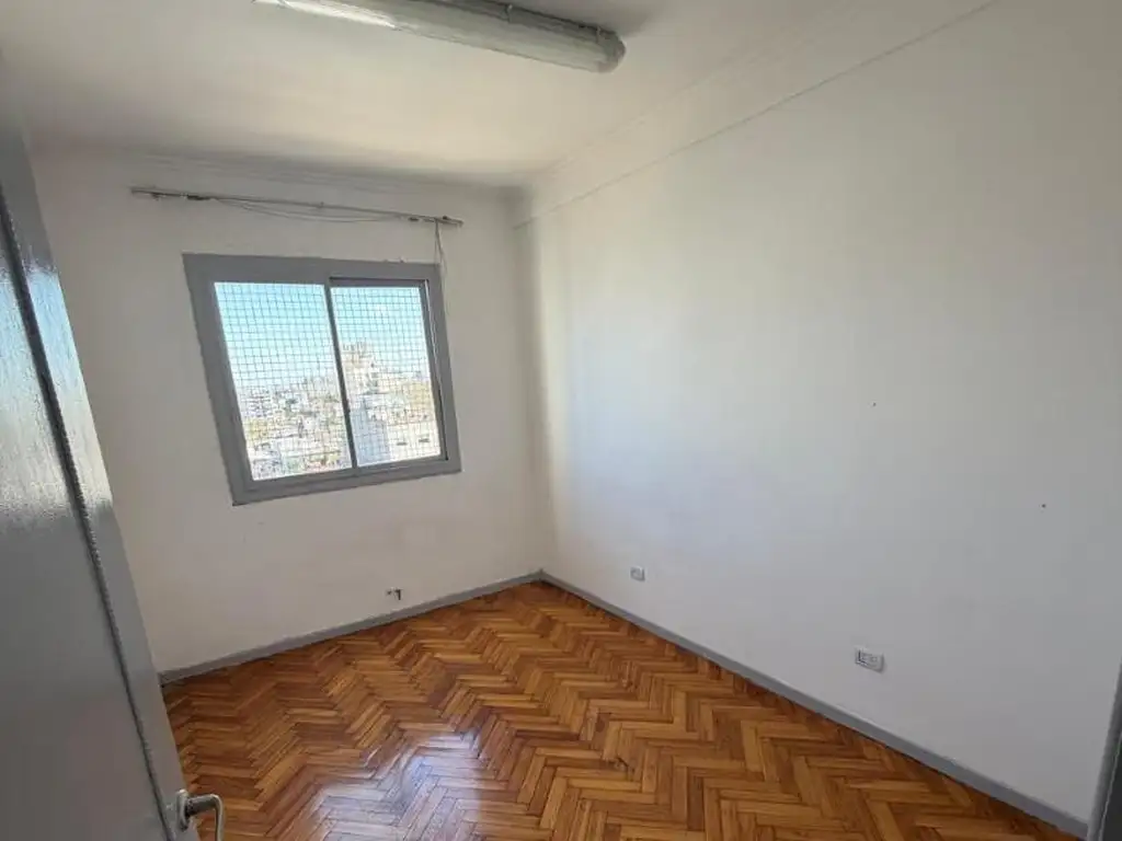 Foto de 3 amb al frente, imagen 2
