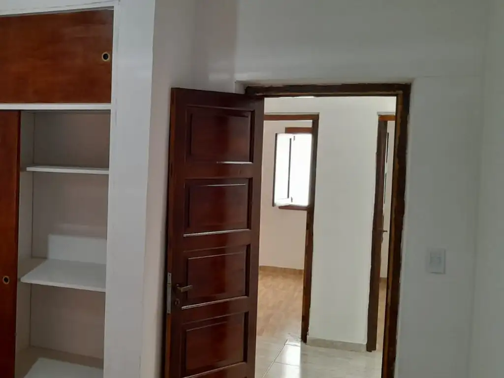 Foto de Casa 7 ambientes con patio y terraza, imagen 3