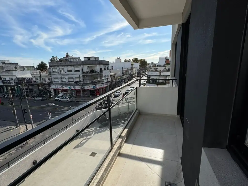 Foto de BARBARO FARIAS ALQUILA DEPARTAMENTO 2 AMB A ESTRENAR., imagen 1