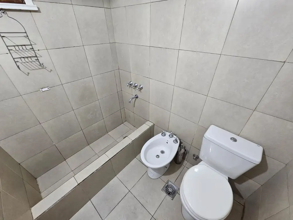 Foto de Departamento 2 ambientes con cochera en alquiler en Quilmes, imagen 5
