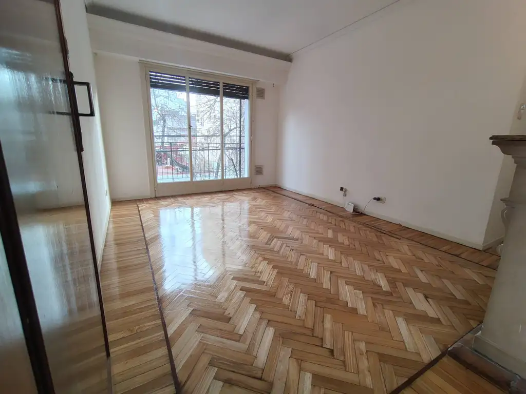 Foto de Departamento 3 ambientes al frente con Balcón corrido, 2do piso por, imagen 2