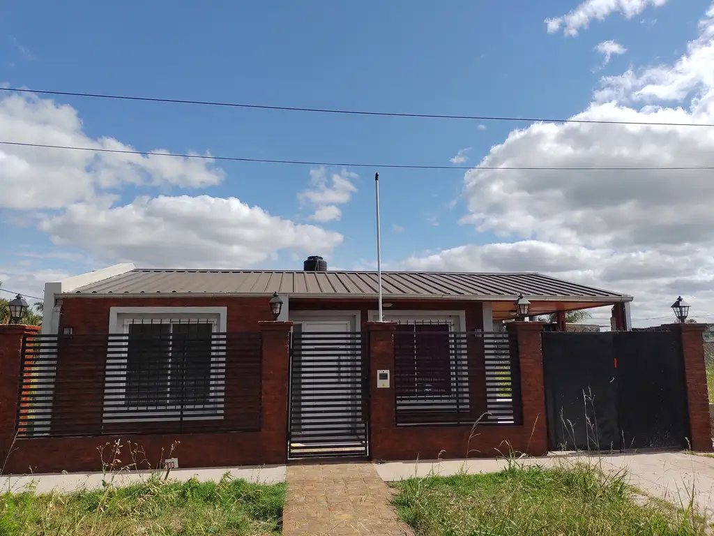 Foto de Posibilidad Uso Comercial - Esquina Bv. America y El Algarrobo - Sin, imagen 1