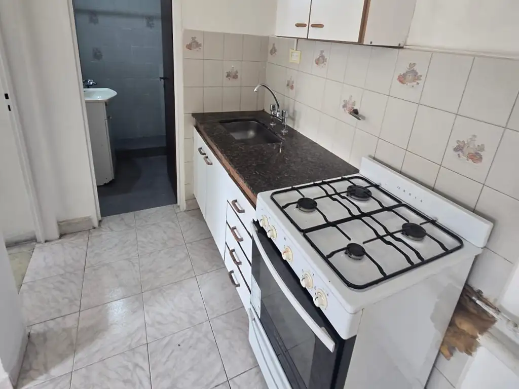 Foto de Rivadavia al 10400 - Apto Profesional, Alquiler, imagen 5