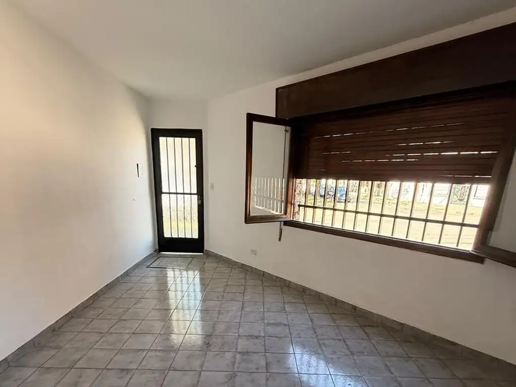 Foto de Casa. 3 Dormitorios con cochera en barrio Parque., imagen 1