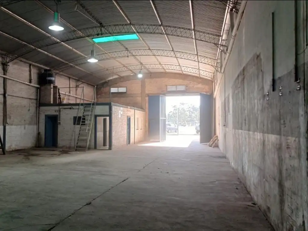 Foto de DEPOSITOS/INDUSTRIAS - GALPONES - VILLA GHIO, RESISTENCIA, imagen 2