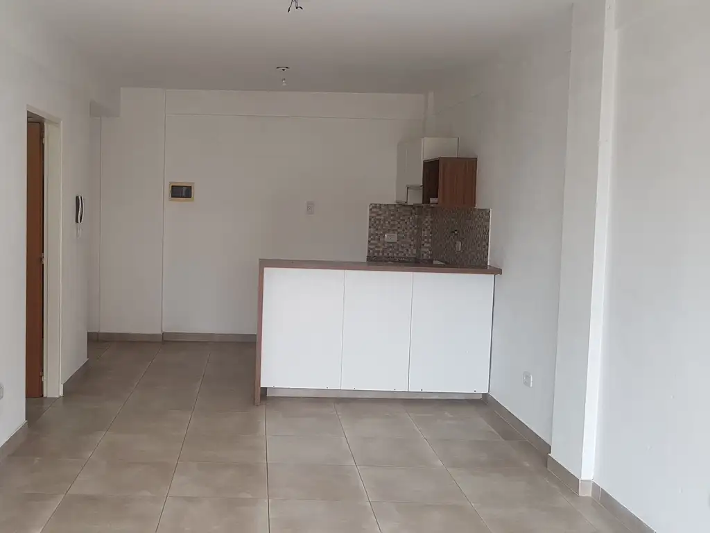 Foto de Monoambiente al frente con balcón, imagen 4