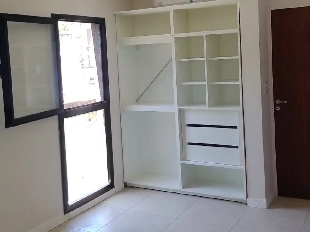 Foto de Alquiler de departamento - Sin garantia propietaria - Barrio Echesortu, imagen 2