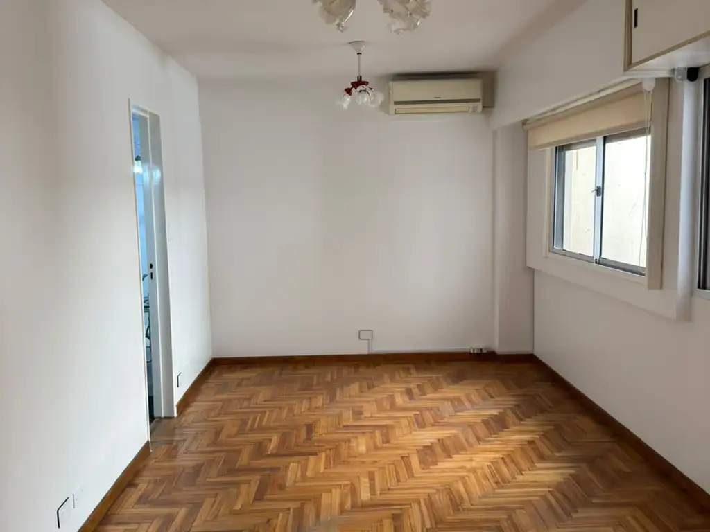 Foto de MUY BUEN MONOAMBIENTE LATERAL EN MUY BUENA UBICACION, imagen 4