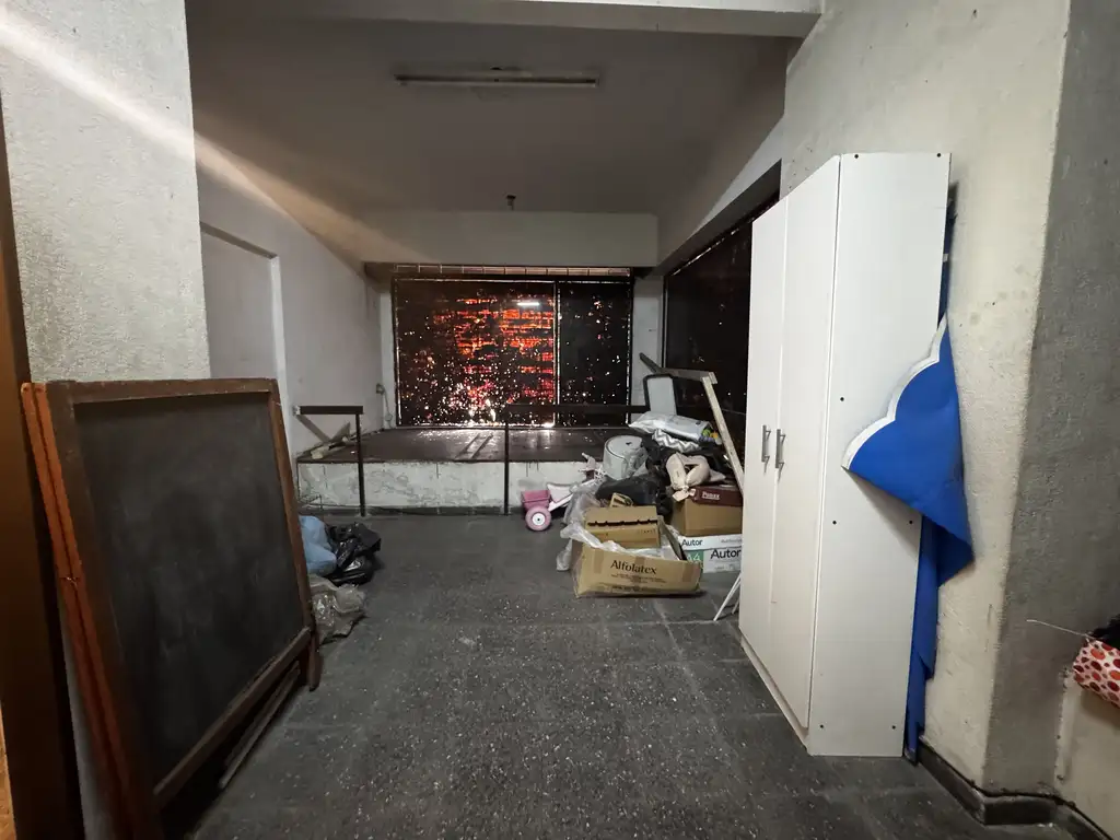 Foto de Local Comercial con deposito Corrientes y Av. Pellegrini, imagen 5