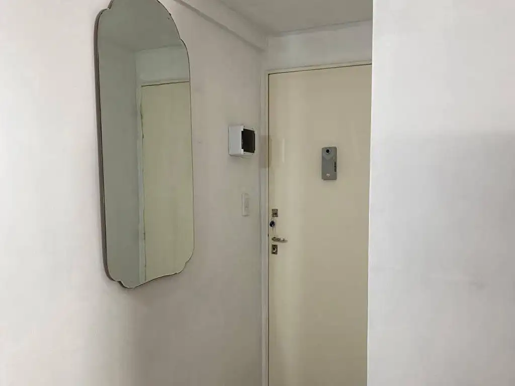 Foto de Alquiler disponible 3 ambientes amoblado en el centro, imagen 5