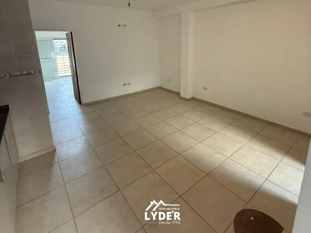 Foto de Departamento en alquiler en Macrocentro, imagen 5