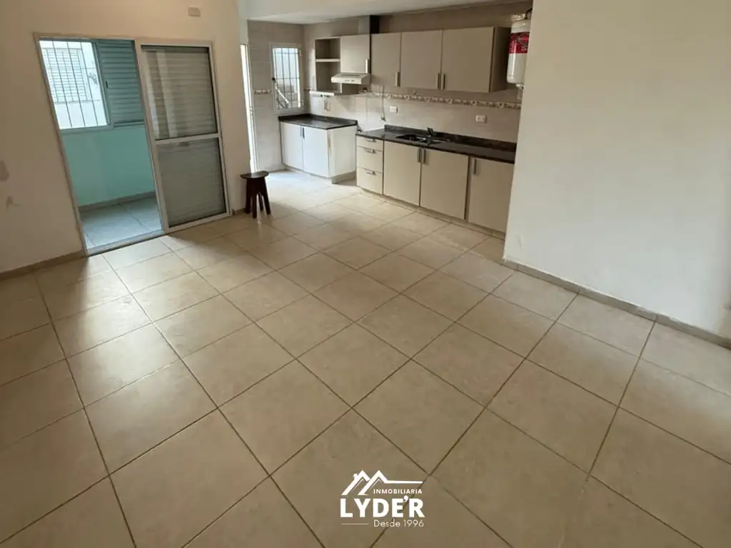 Foto de Departamento en alquiler en Macrocentro, imagen 4