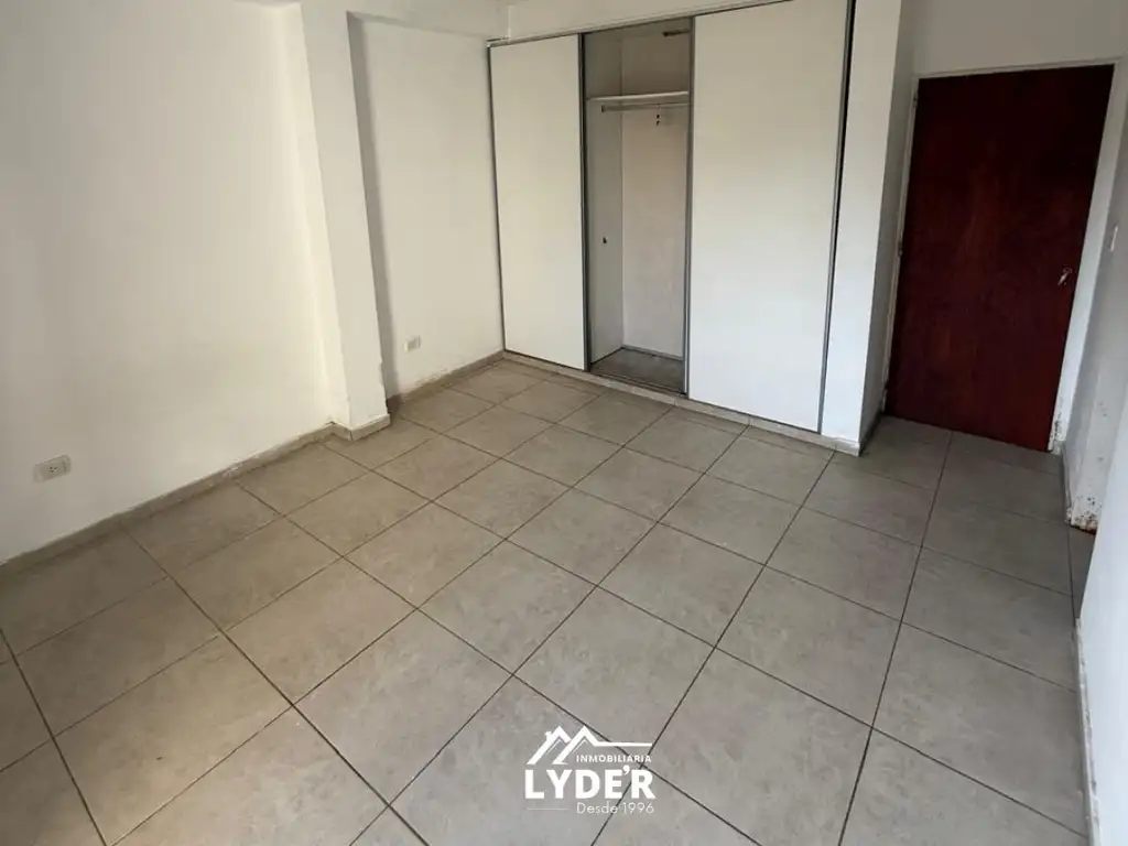 Foto de Departamento en alquiler en Macrocentro, imagen 3