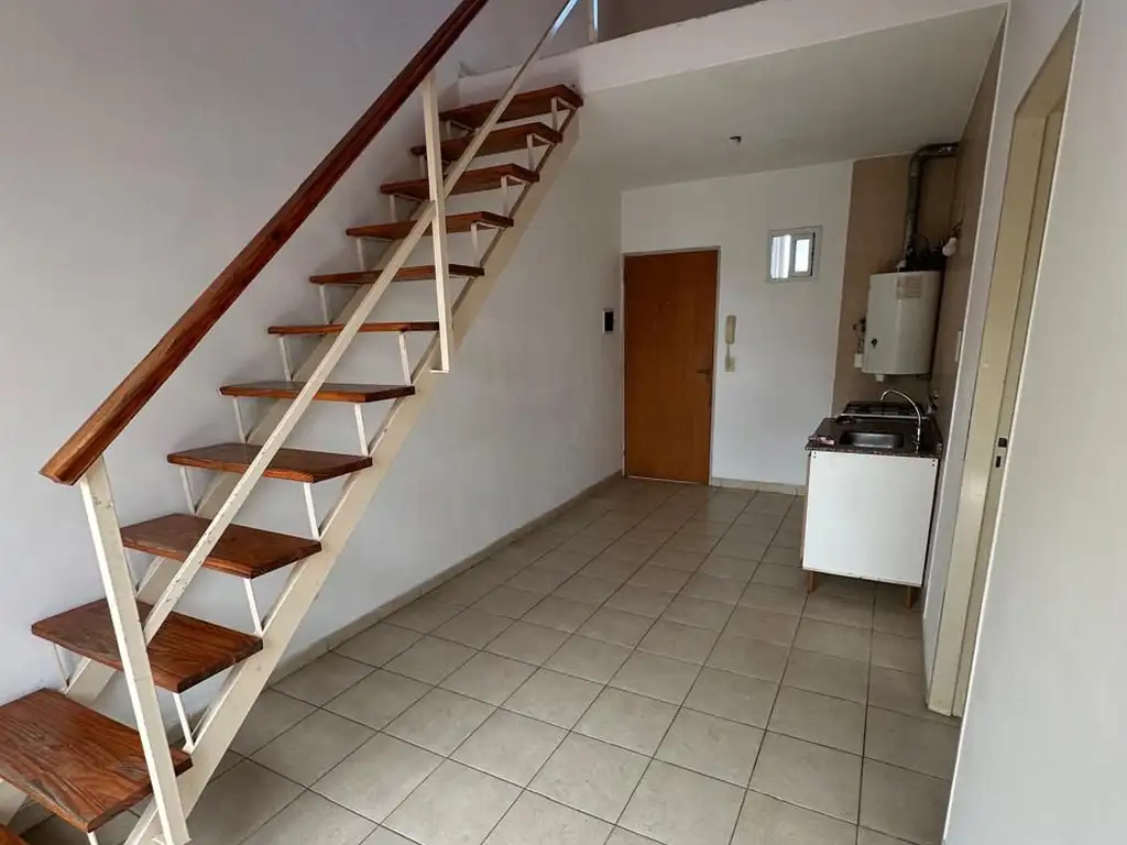 Foto de DEPARTAMENTO DUPLEX EN ALQUILER, imagen 2